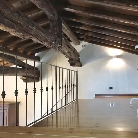 Aedes Mercatorum * Bergamo