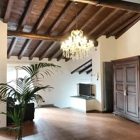 Aedes Mercatorum Apartament *